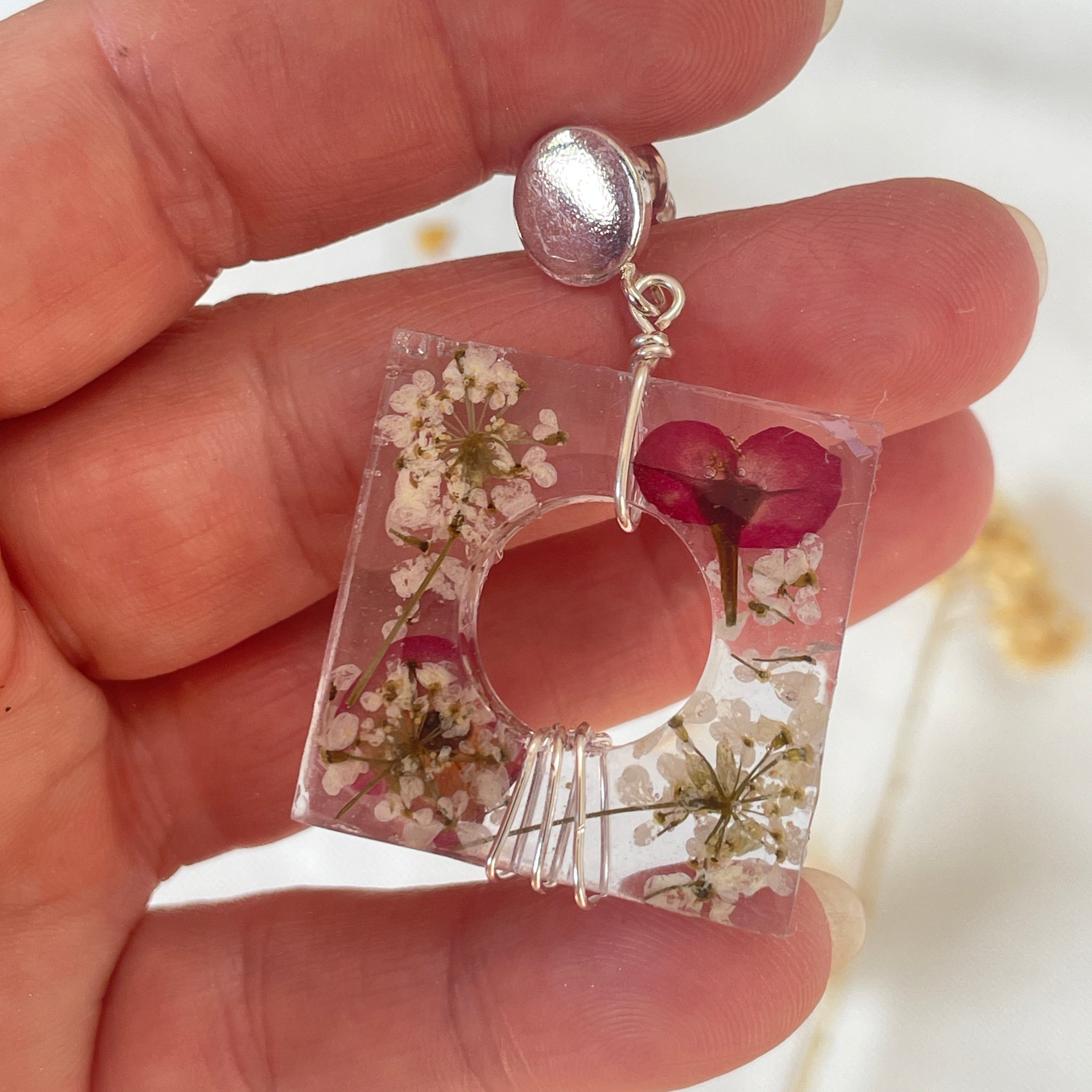 ◐ Boucles d’oreilles Éclipse - Argentées
