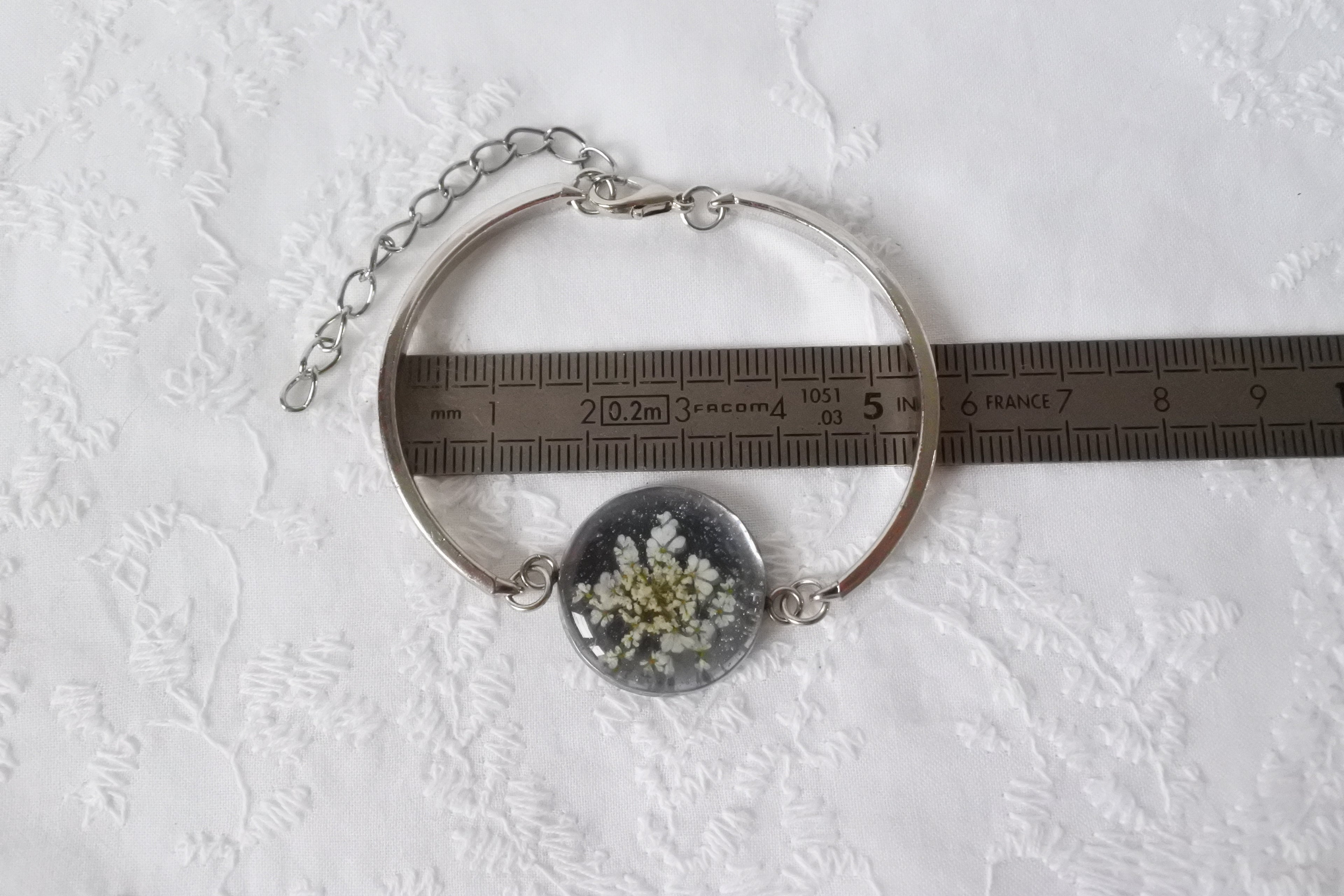 Bracelet réglable semi-rigide aquamarine - Fleurs de carotte sauvage