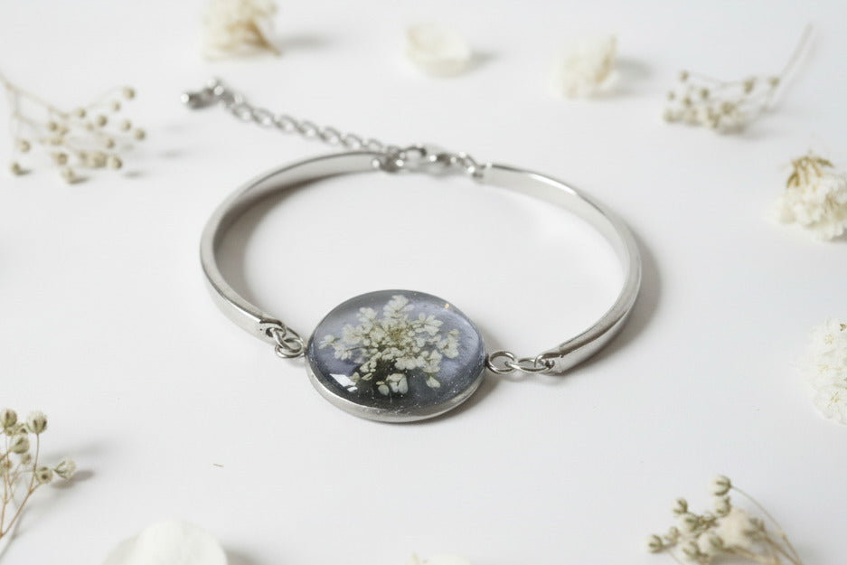 Bracelet réglable semi-rigide aquamarine - Fleurs de carotte sauvage