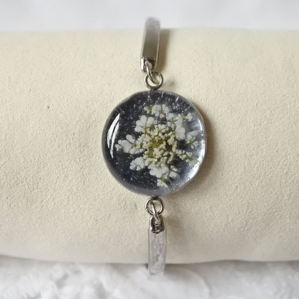Bracelet réglable semi-rigide aquamarine - Fleurs de carotte sauvage