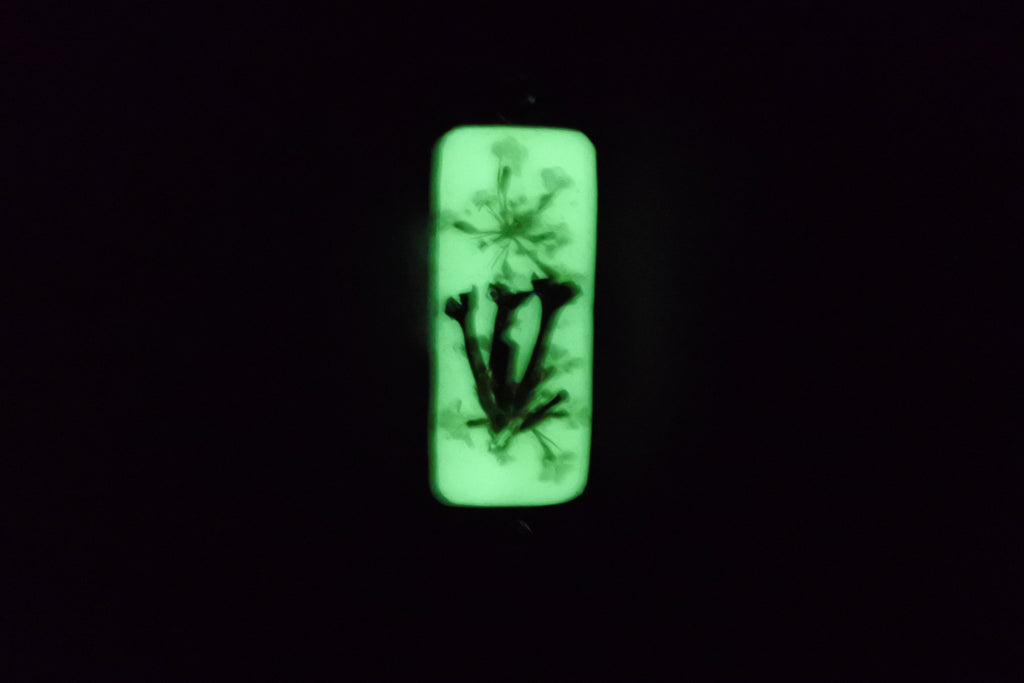 Bracelet réglable semi-rigide phosphorescent