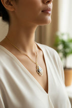 Collier pendentif feuille – Fleurs de primevères