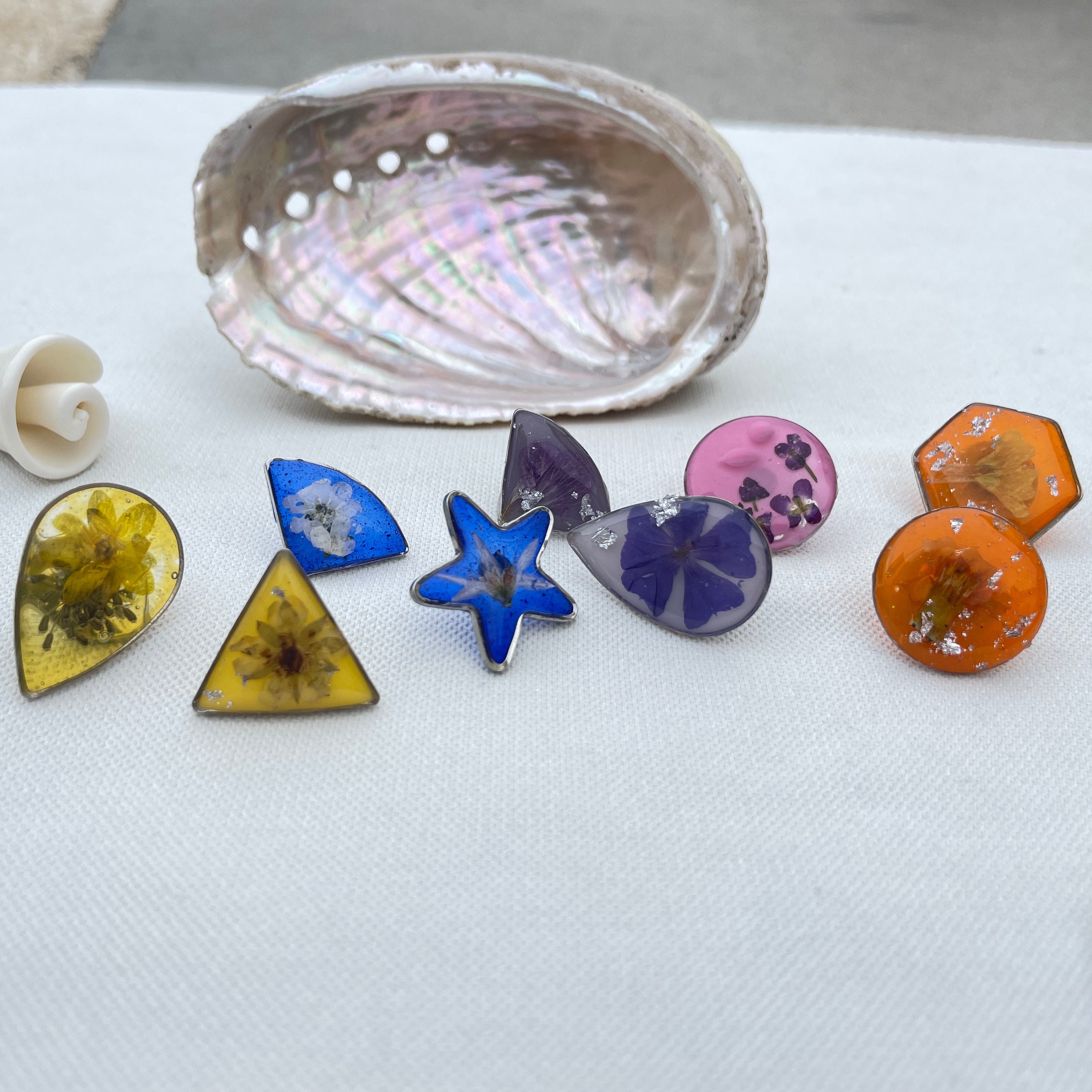 Pin’s botaniques Argentés – Collection Chroma