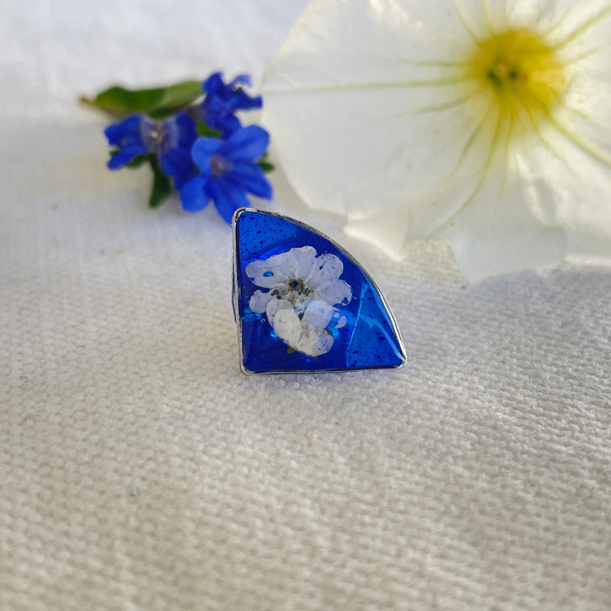 Pin’s botaniques Argentés – Collection Chroma