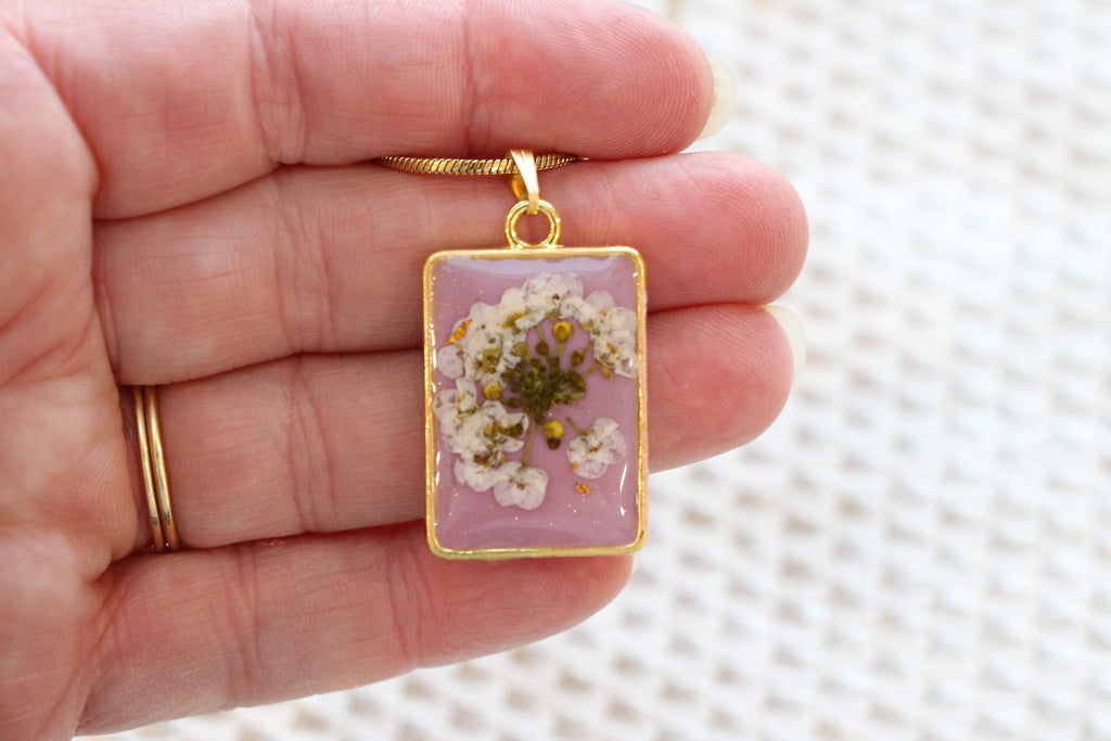 Collier pendentif rectangle – Alysse & Vieux rose