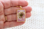 Collier pendentif rectangle – Alysse & Vieux rose