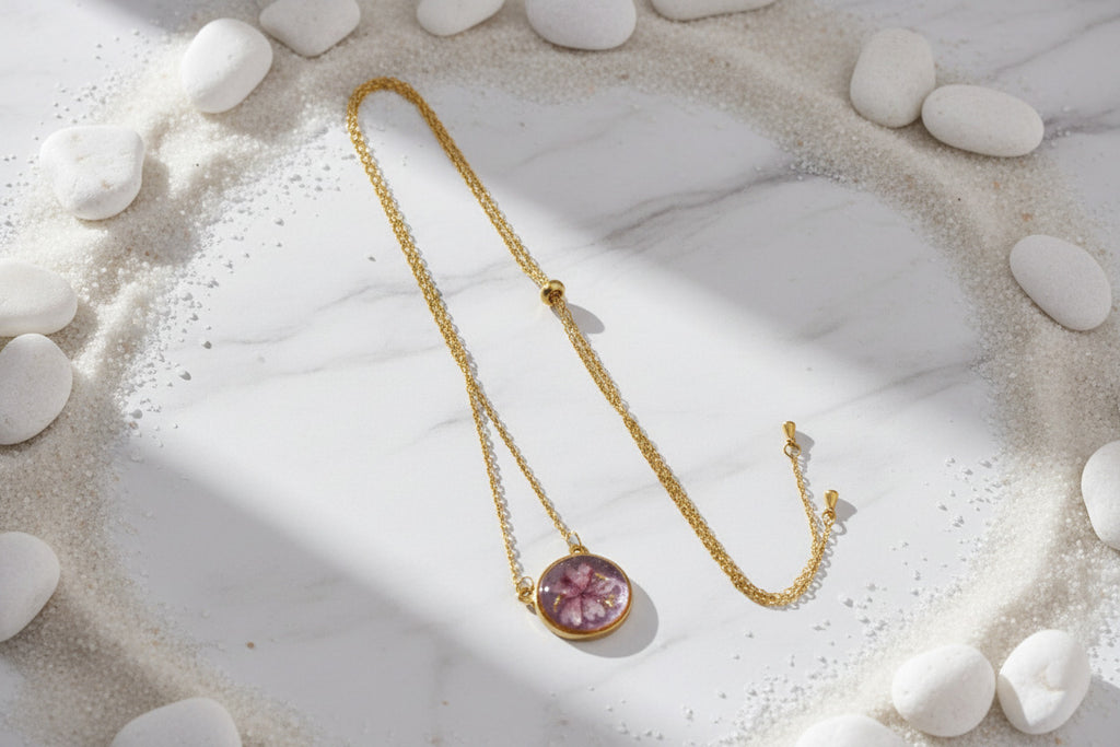 Collier pendentif rond – Verveine & Mauve