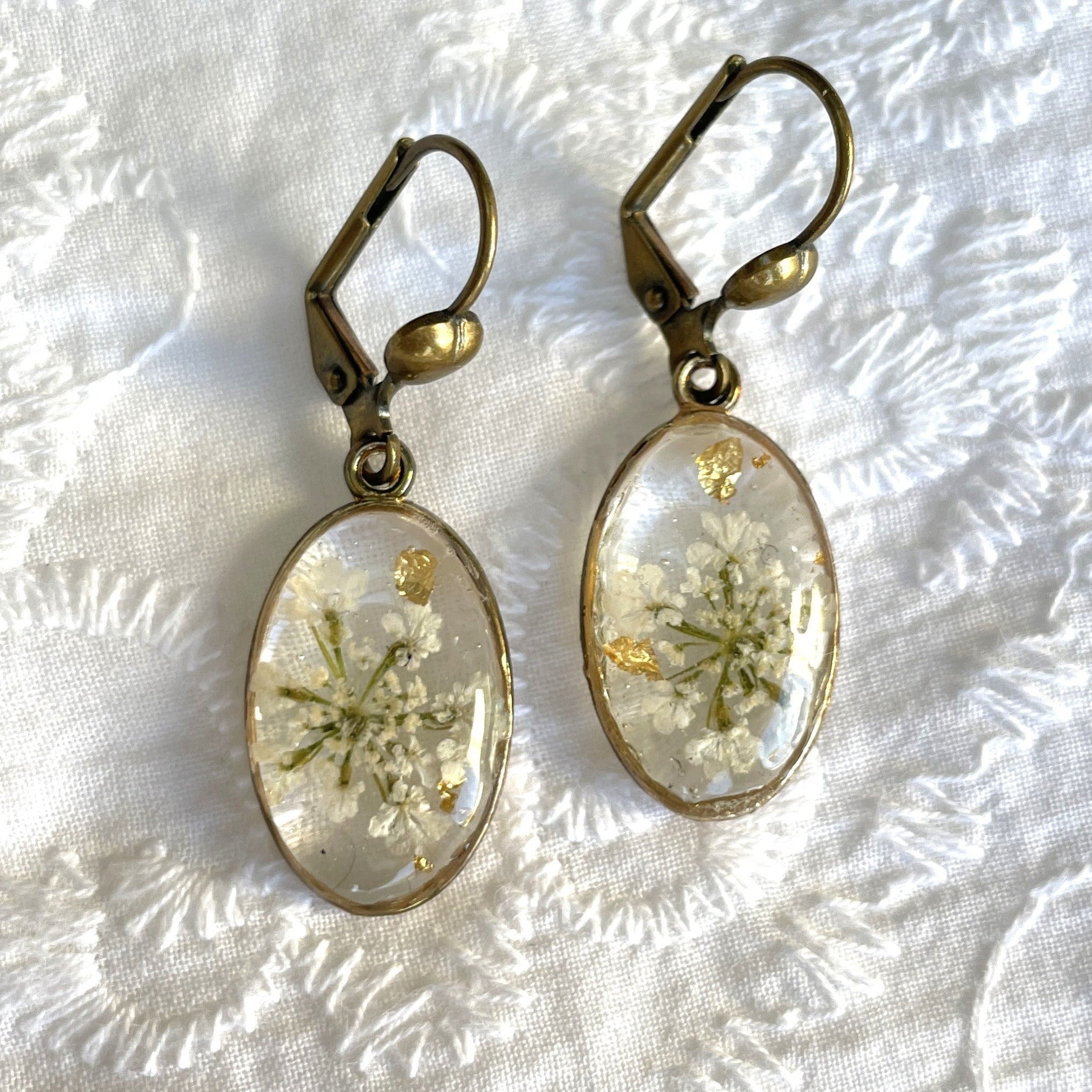 Boucles d'oreilles - Blanche (Carotte sauvage)
