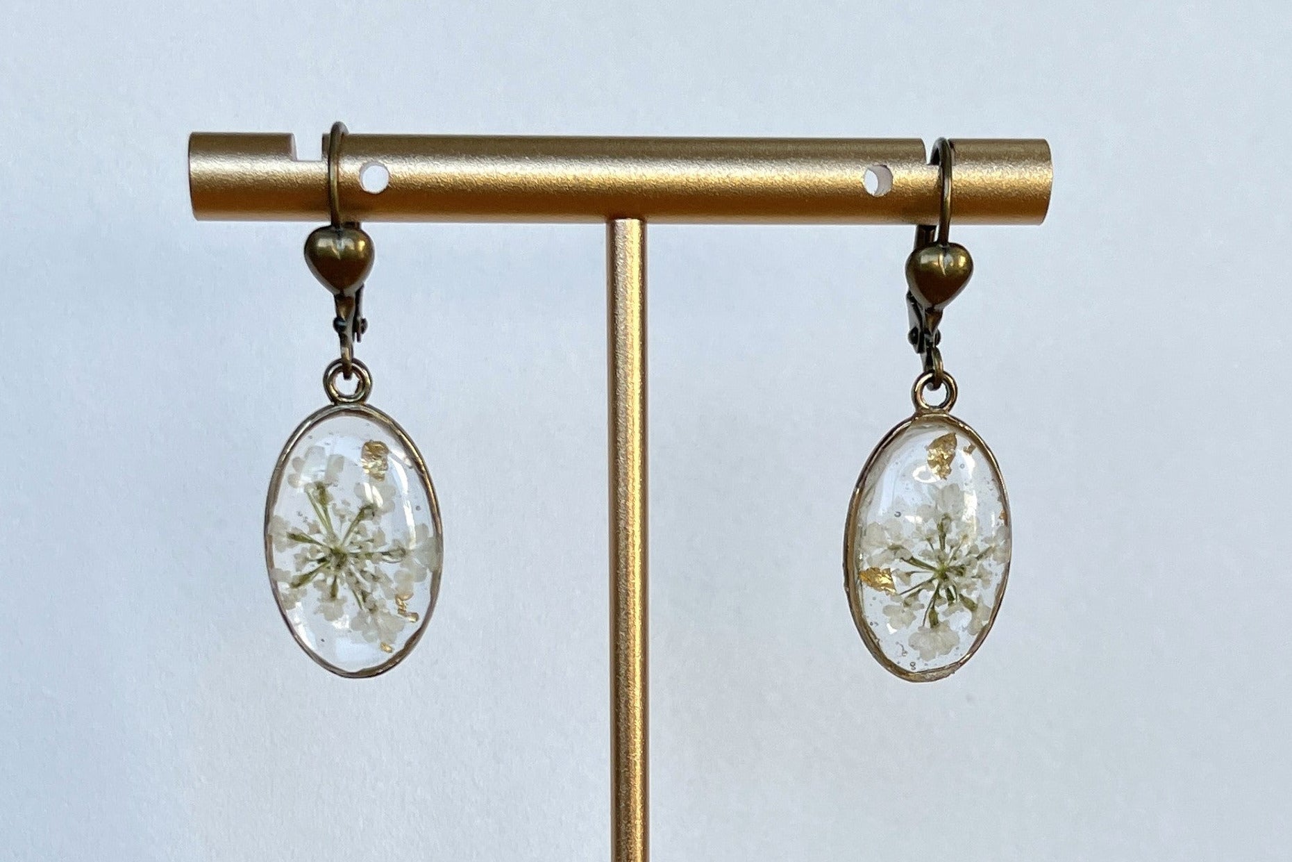 Boucles d'oreilles - Blanche (Carotte sauvage)
