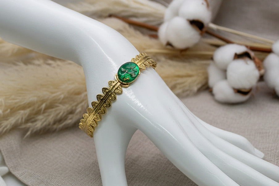 Bracelet jonc ethnique - Cabochon résine vert menthe