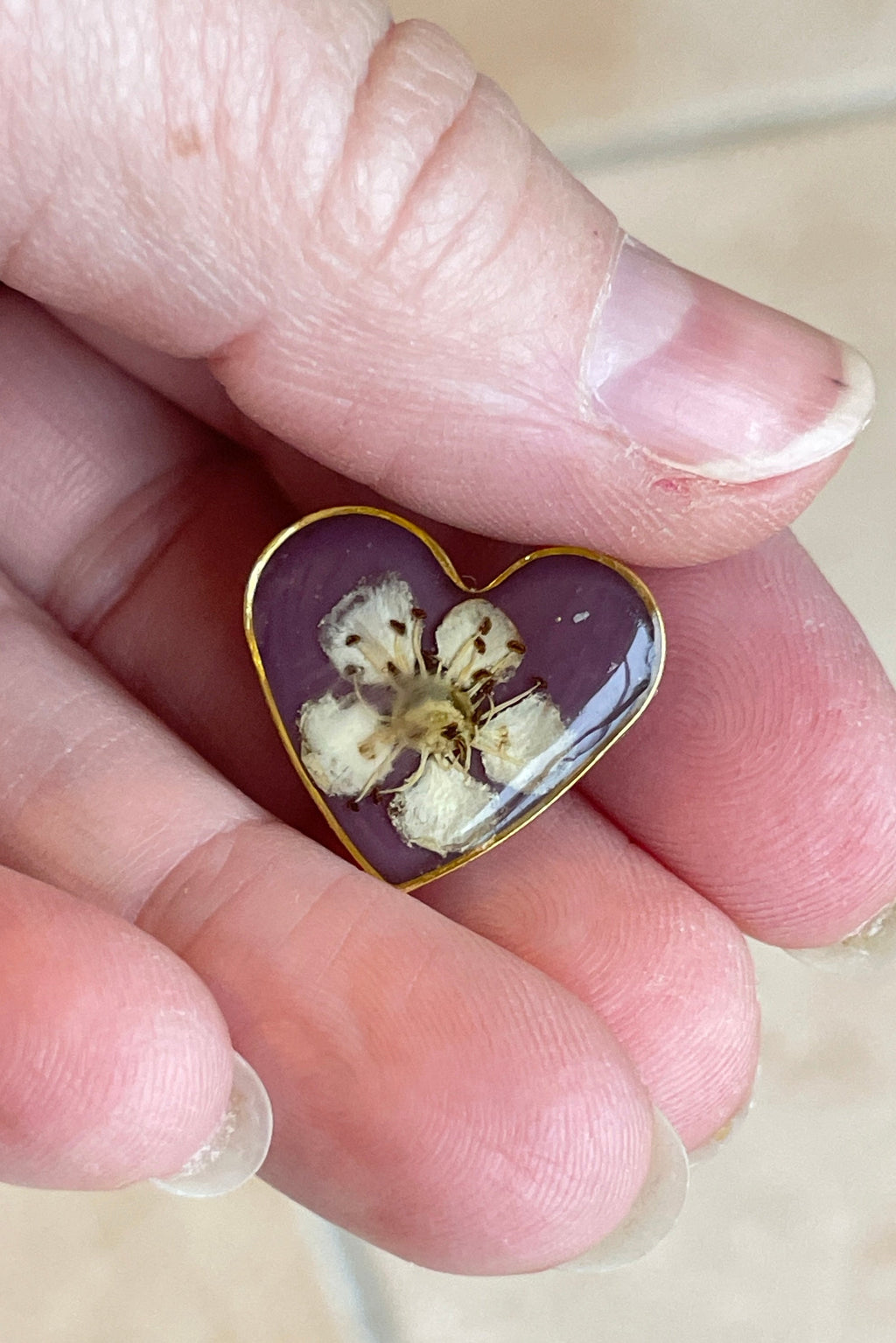 Pin’s – Mûrier sauvage & Prune