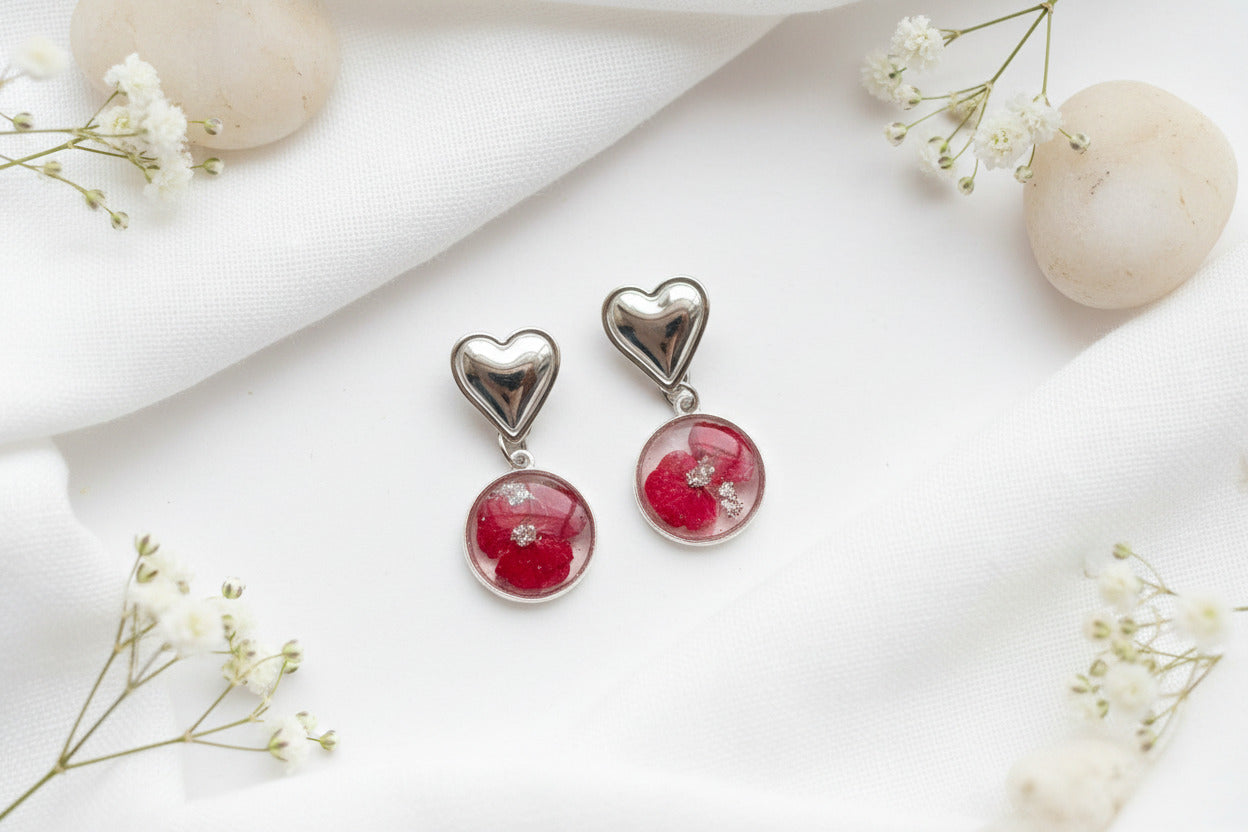 Clous coeurs argentés