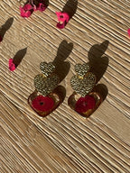 Clous coeurs dorés et rouges
