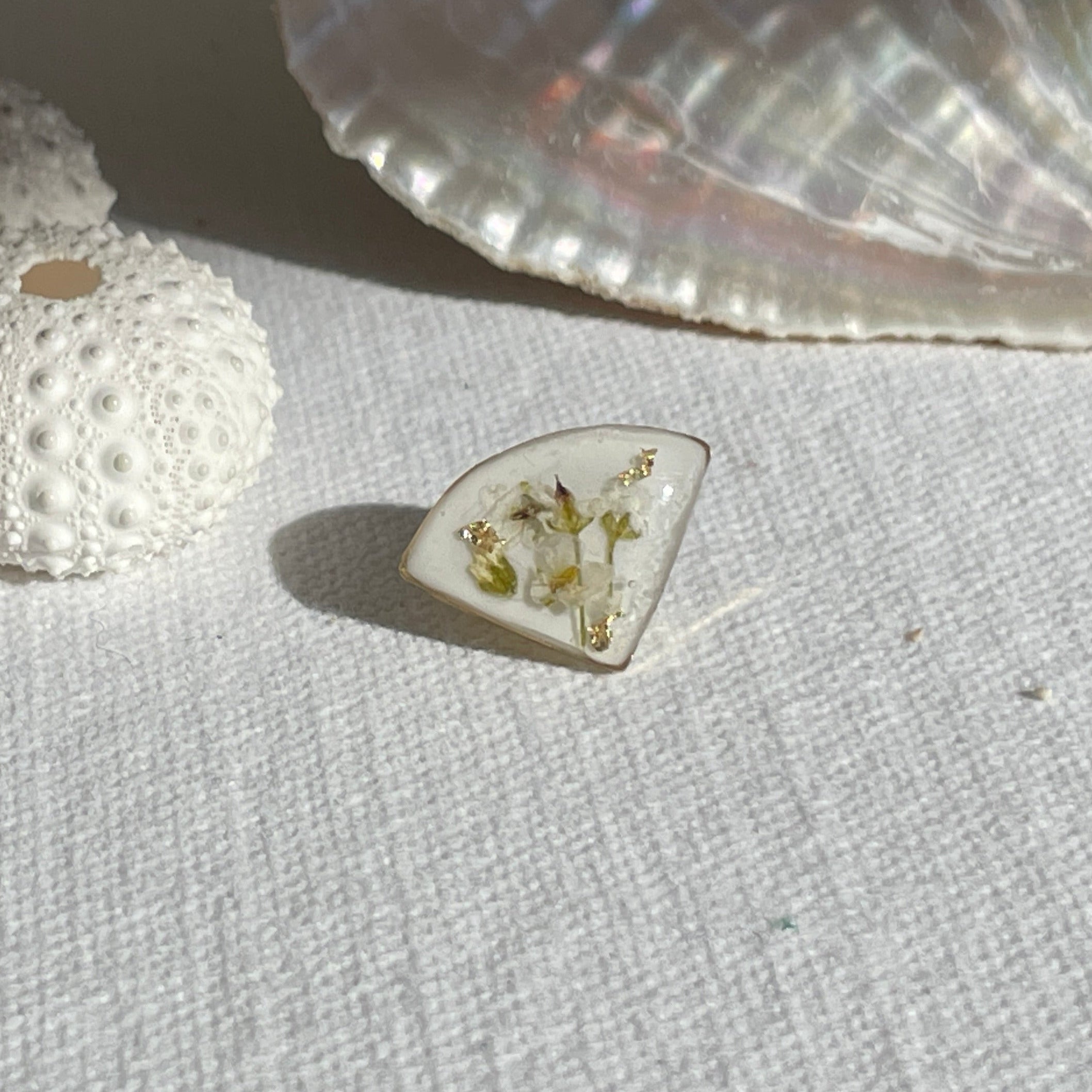 Pin’s botaniques Dorés – Collection Chroma