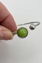 Bracelet jonc - Cabochon résine verte