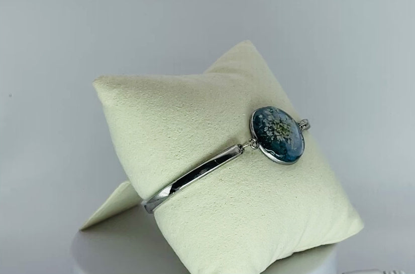 Bracelet réglable semi-rigide aquamarine - Fleurs de carotte sauvage